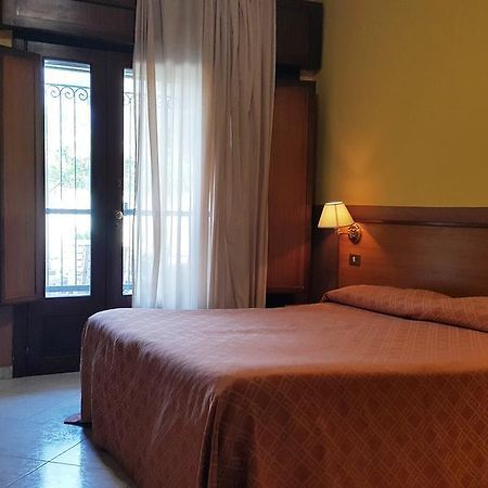 Hotel Iside 庞贝 外观 照片